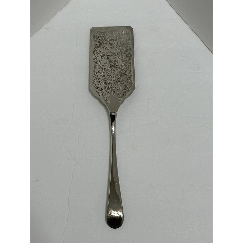Vintage International Silverplated Cake Lasagna Server with Etched Floral Design